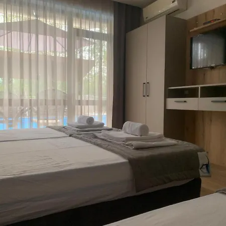 Park And Pool Appartamento Nesebar